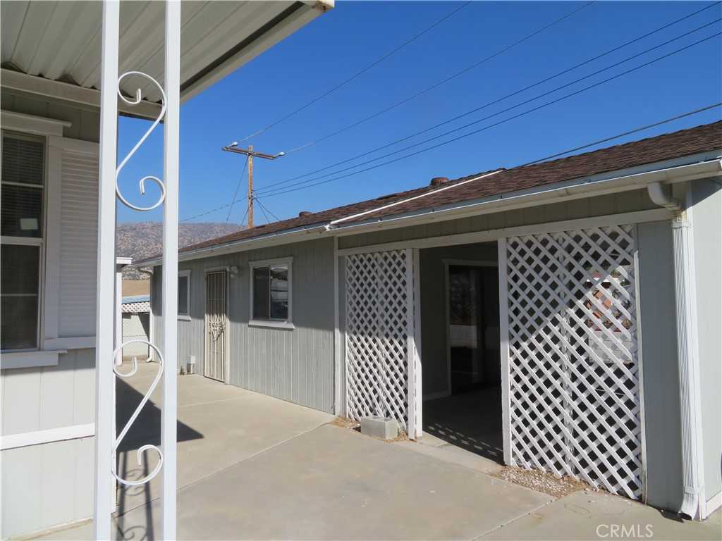 photo 3: 3005 Wenyor Way, Lake Isabella CA 93240