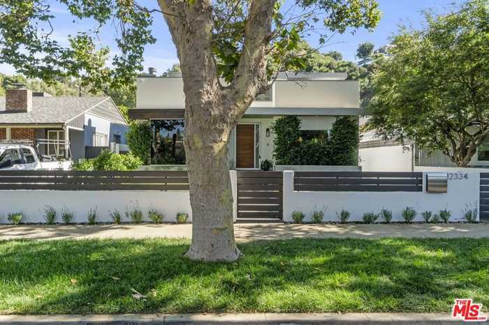 photo 1: 12334 Cantura Street, Studio City CA 91604