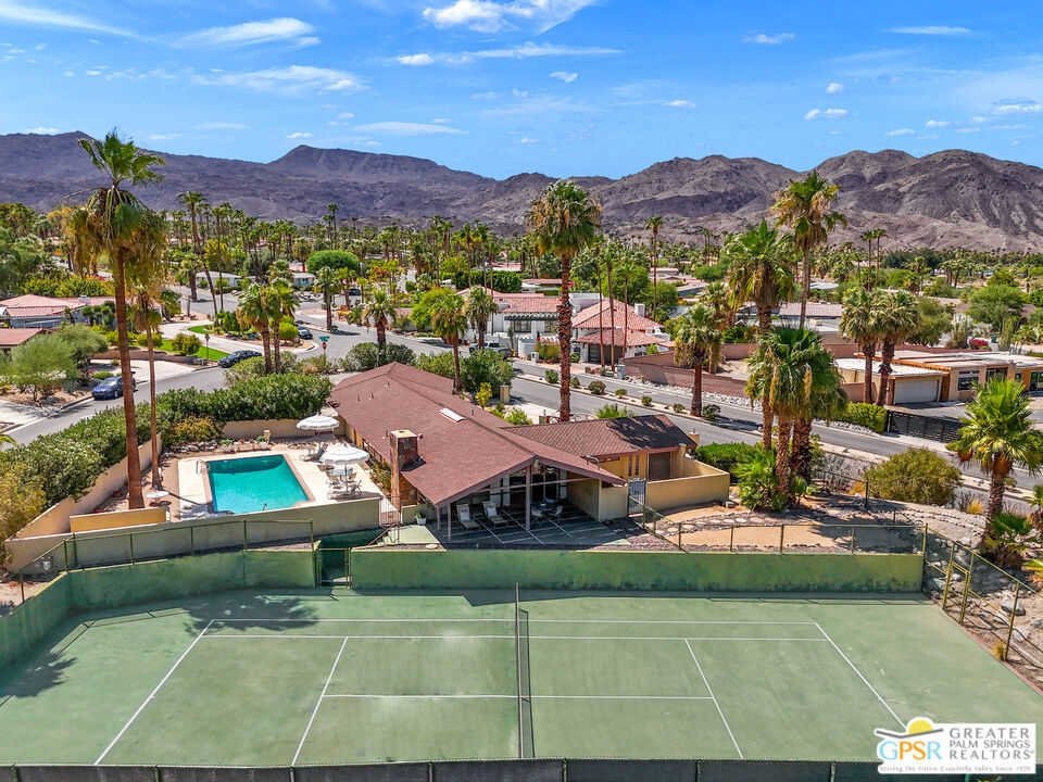 photo 2: 48065 Silver Spur Trail, Palm Desert CA 92260