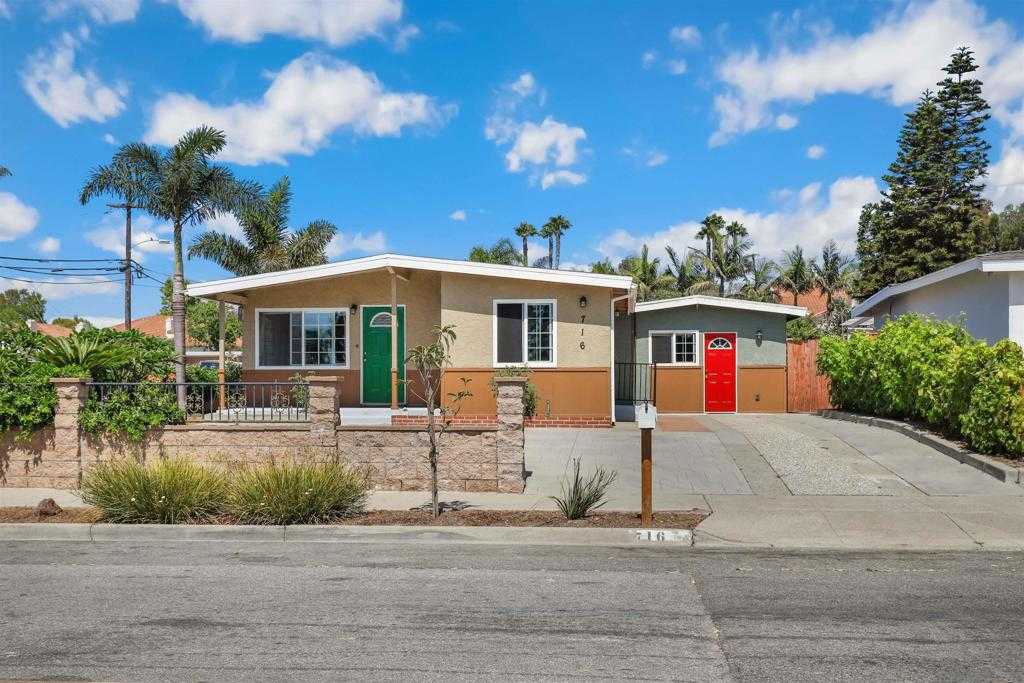 photo 1: 716 Holly St, Oceanside CA 92058