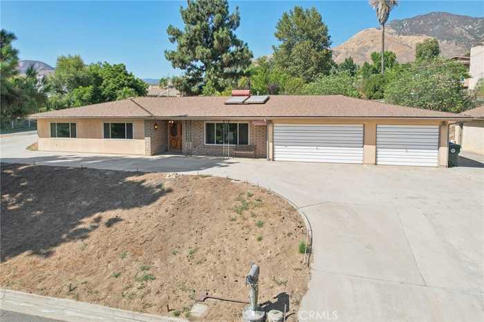 photo 1: 6683 Orangewood Road, Highland CA 92346