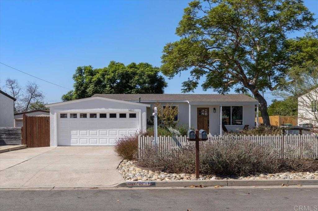 photo 3: 1457 Moreno St, Oceanside CA 92054