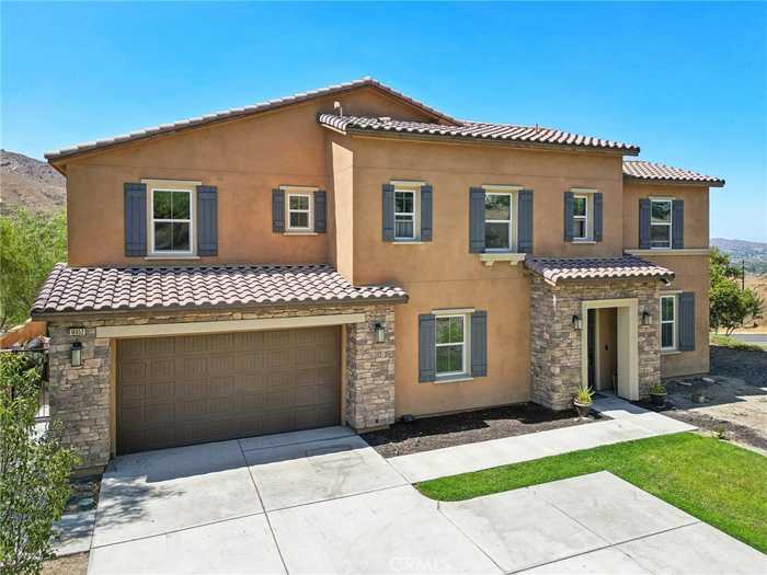 photo 1: 16652 Carrara Court, Riverside CA 92503