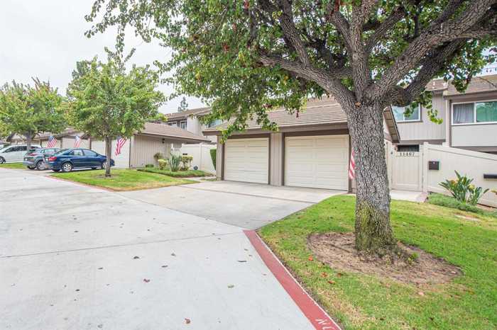 photo 2: 11471 Matinal Circle, San Diego CA 92127