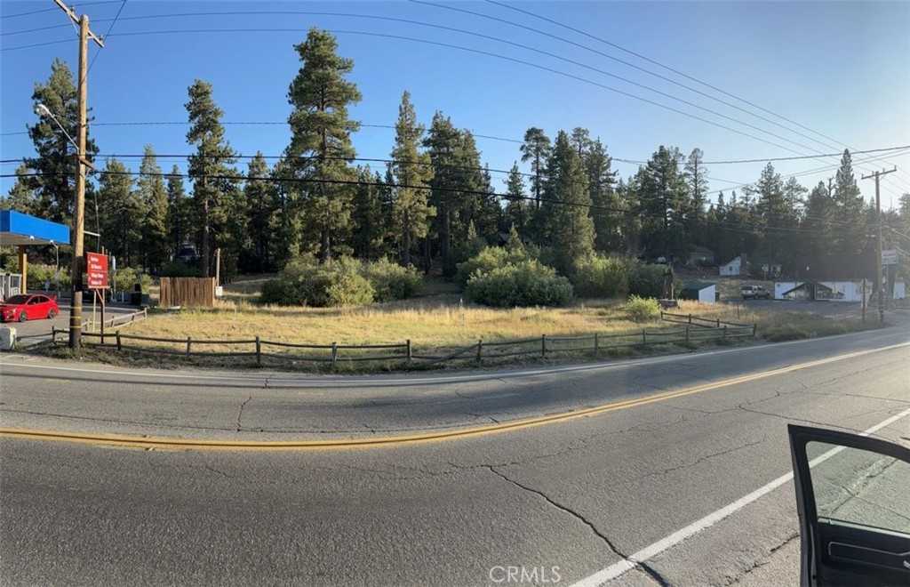 photo 2: 40557 Big Bear Blvd Boulevard, Big Bear Lake CA 92315