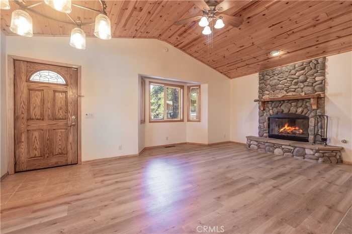 photo 2: 708 Knight Avenue, Big Bear Lake CA 92315