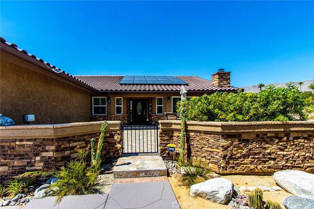 photo 2: 9610 Troon Court, Desert Hot Springs CA 92240