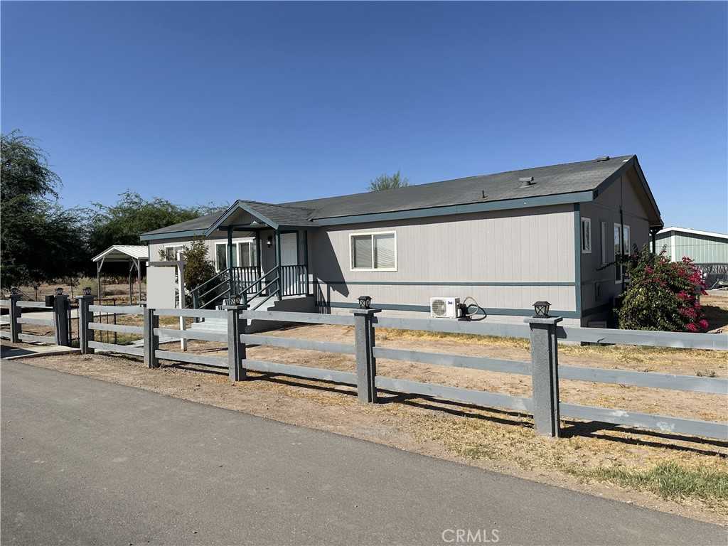 photo 1: 591 S 3rd Street, Blythe CA 92225