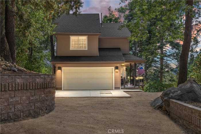 photo 1: 6237 Oak Avenue, Angelus Oaks CA 92305