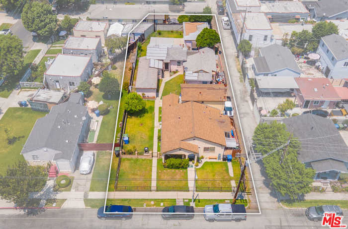 photo 1: 3017 W 36th Street, Los Angeles CA 90018