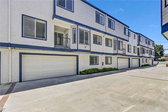 photo 2: 1507 W 146 th Street Unit 4, Gardena CA 90247