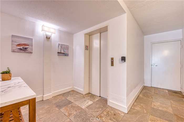 photo 2: 1127 9th Street Unit 308, Santa Monica CA 90403