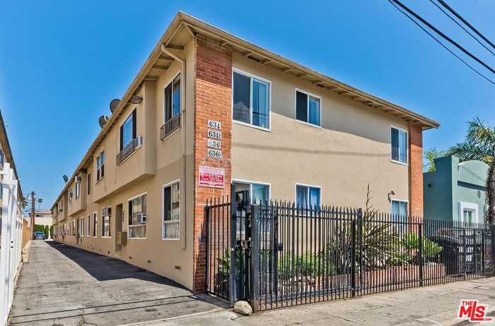 photo 1: 634 N Kingsley Drive, Los Angeles CA 90004