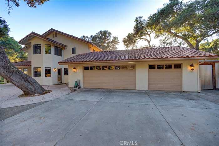 photo 1: 724 Whimbrel Court, Nipomo CA 93444