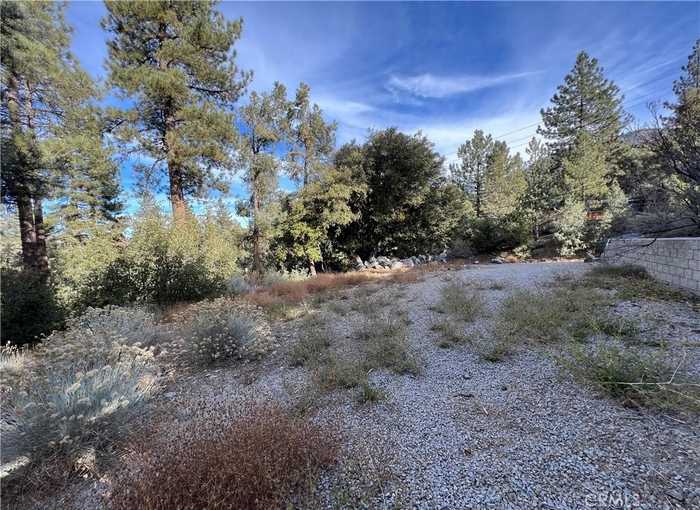 photo 2: 1825 Bernina Drive, Pine Mountain Club CA 93222