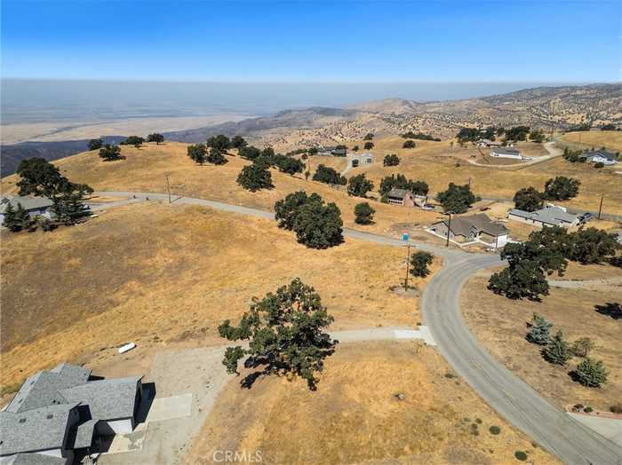 photo 9: Borrel Ct, Tehachapi CA 93561