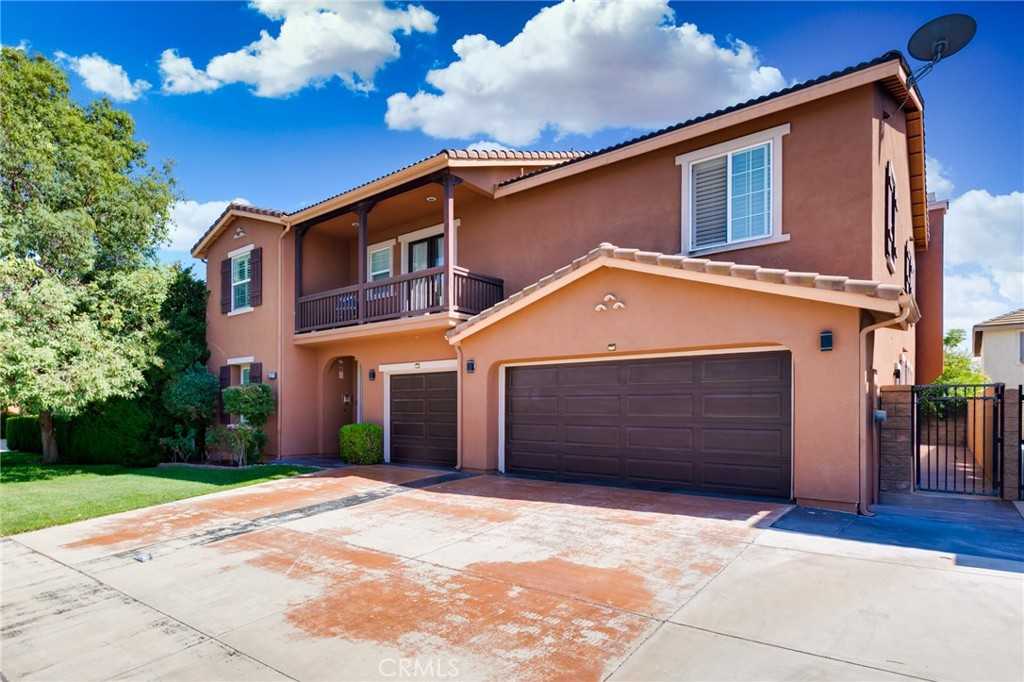 photo 3: 13777 Star Ruby Avenue, Eastvale CA 92880