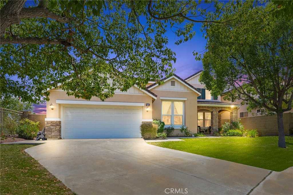 photo 1: 27229 White Alder Court, Murrieta CA 92562