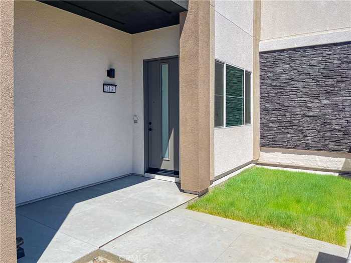 photo 2: 213 Baluster, Irvine CA 92618