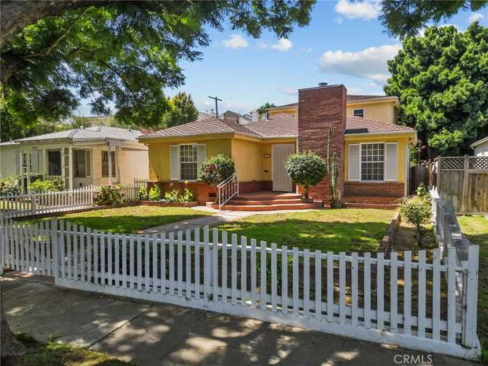 photo 1: 2531 Wellesley Avenue, Los Angeles CA 90064