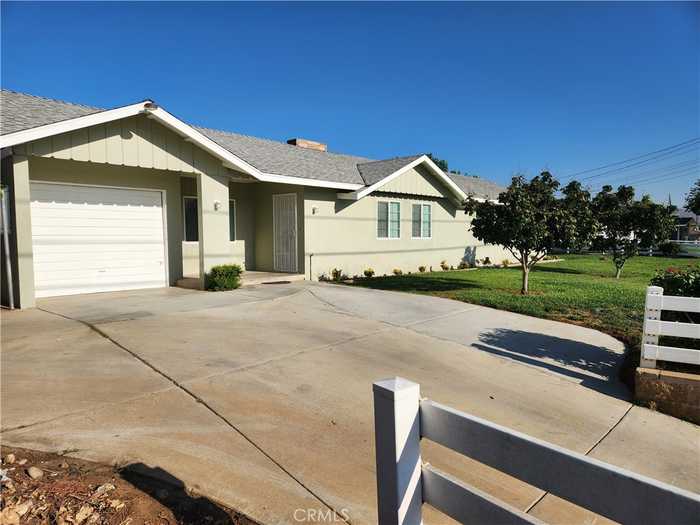 photo 2: 4431 Opal Street, Jurupa Valley CA 92509