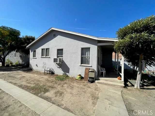 photo 2: 5010 E 59th Place, Maywood CA 90270