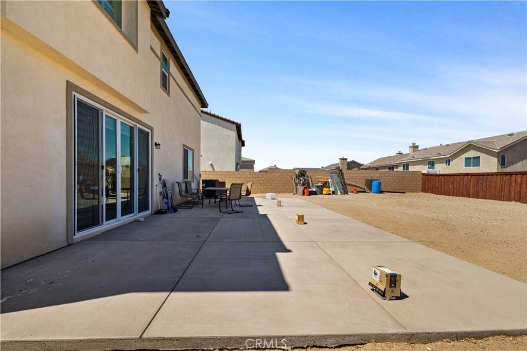 photo 3: 11768 Ballina Street, Victorville CA 92392