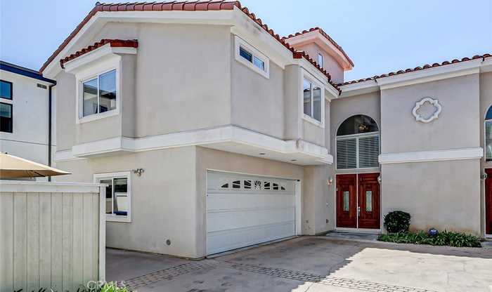 photo 1: 413 N Elena Avenue, Redondo Beach CA 90277