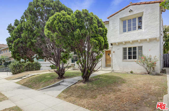 photo 1: 918 10th Street, Santa Monica CA 90403