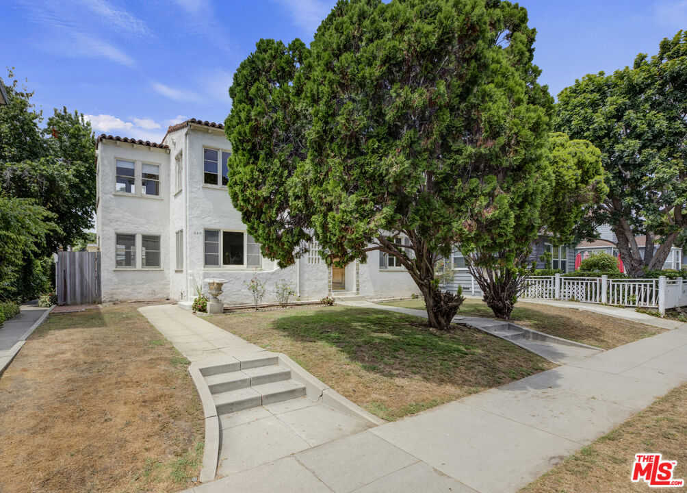 photo 2: 918 10th Street, Santa Monica CA 90403