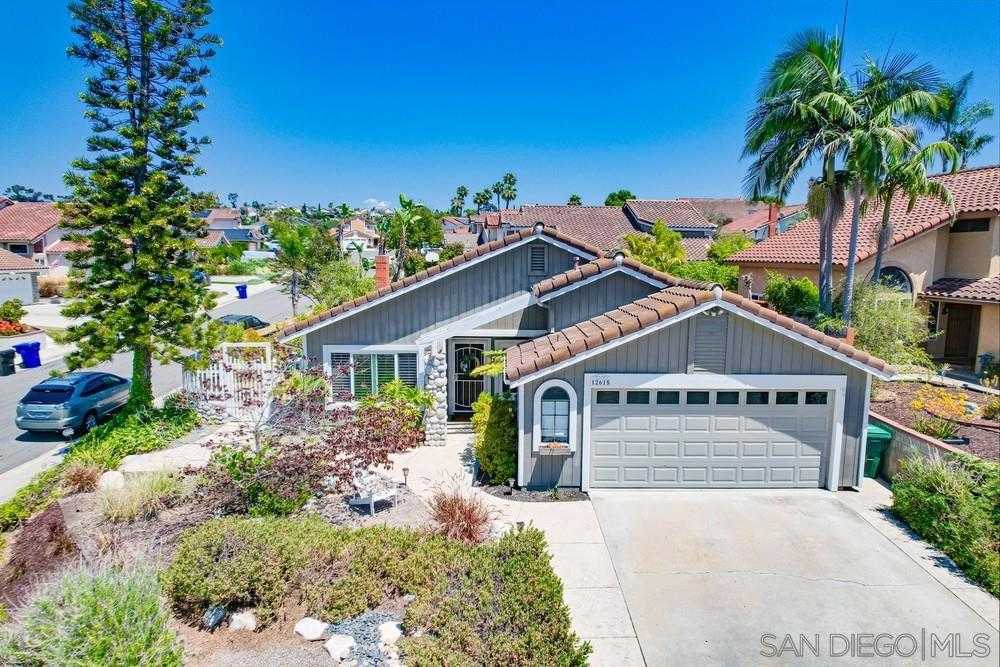 photo 1: 12615 Darkwood Rd, San Diego CA 92129