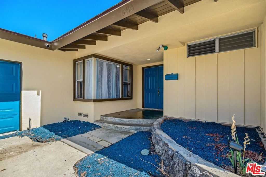 photo 3: 5410 Reynier Avenue, Los Angeles CA 90056