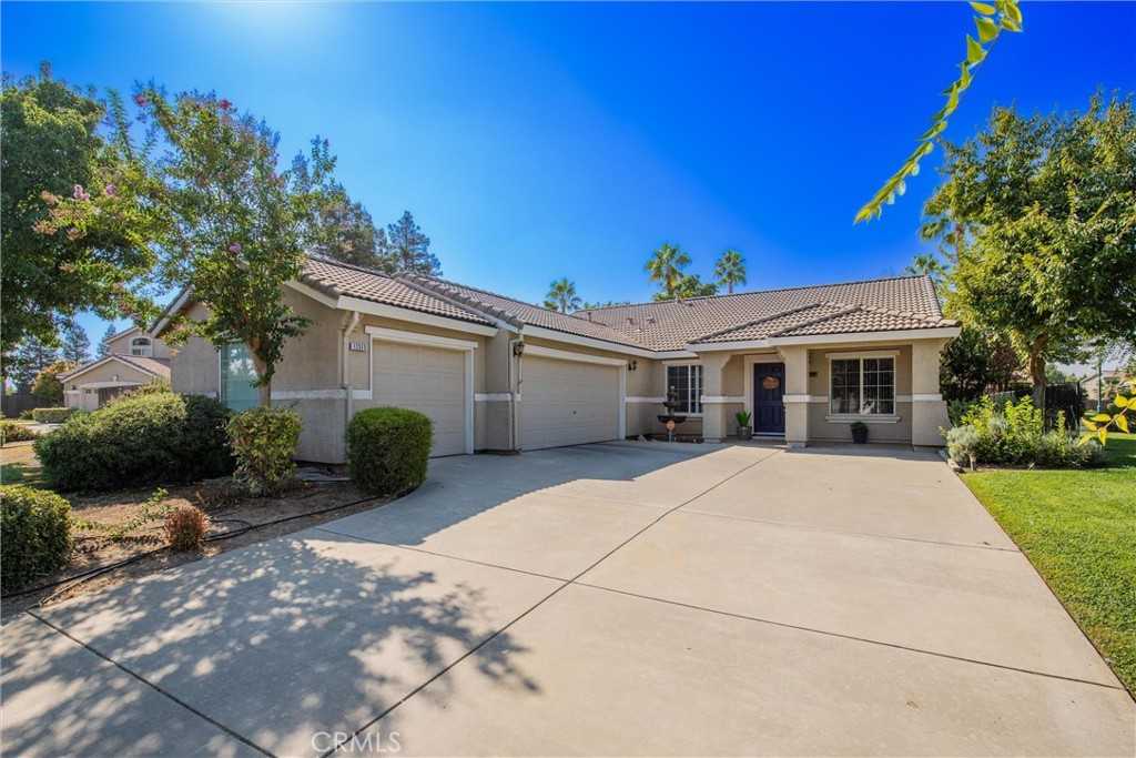 photo 2: 12515 Prairie Dunes Circle, Chowchilla CA 93610