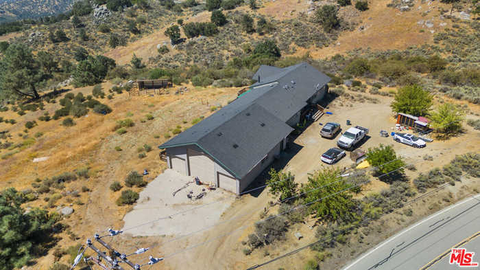 photo 2: 28840 Skyline Drive, Tehachapi CA 93561