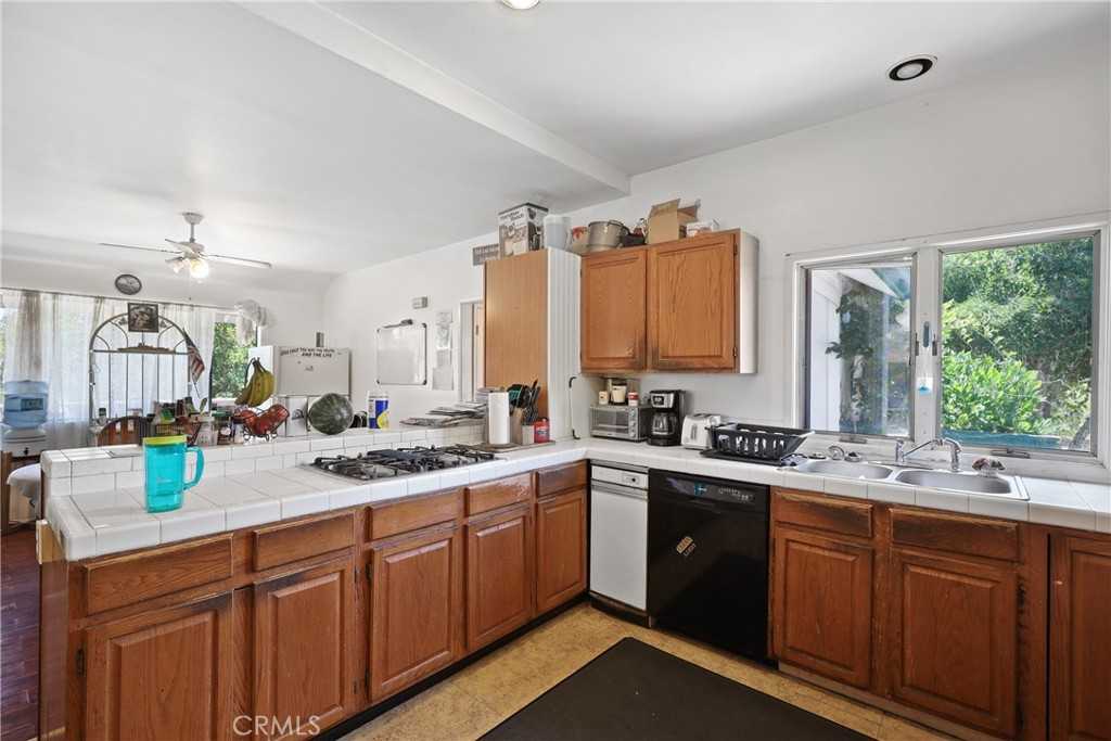 photo 3: 2275 Bautista Avenue, Vista CA 92084