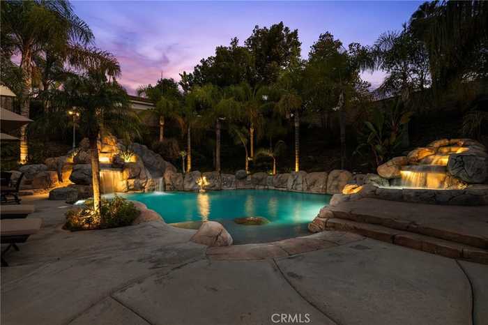 photo 2: 124 Big Sur Street, Corona CA 92881