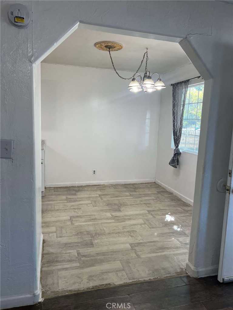 photo 3: 418 South Street, Corning CA 96021