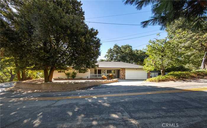 photo 2: 121 Darfo Drive, Crestline CA 92325