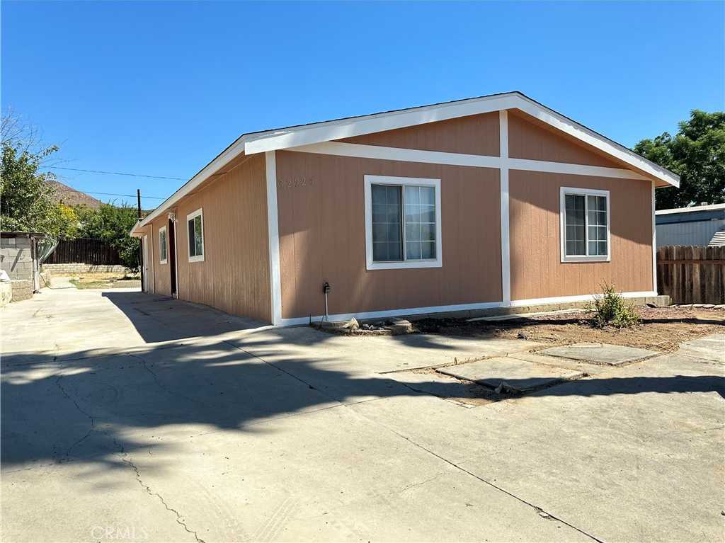 photo 2: 32926 Wildomar, Wildomar CA 92530