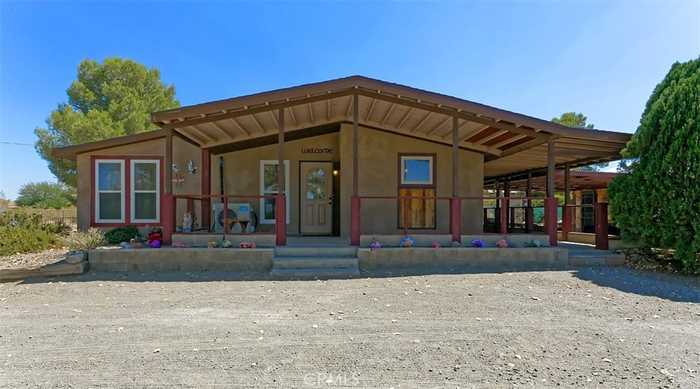 photo 2: 4237 Marco Road, Phelan CA 92371