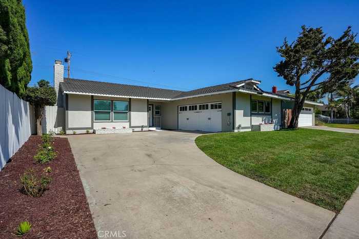 photo 2: 14051 Charloma Drive, Tustin CA 92780