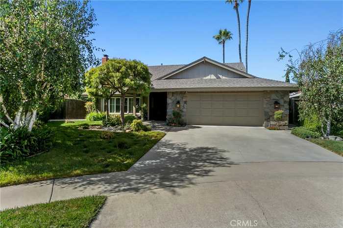 photo 37: 17412 Village Dr, Tustin CA 92780