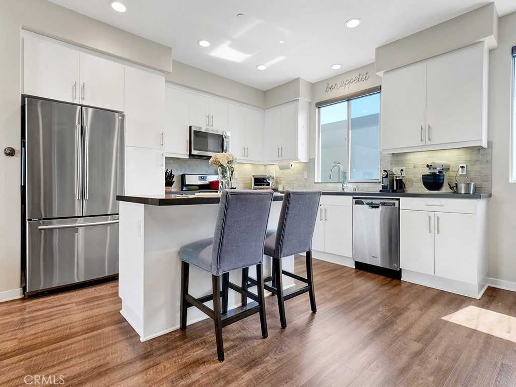 photo 3: 108 Cadence, Irvine CA 92618