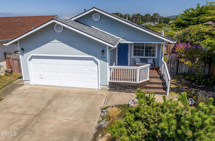 photo 1: 944 Stewart Street, Fort Bragg CA 95437