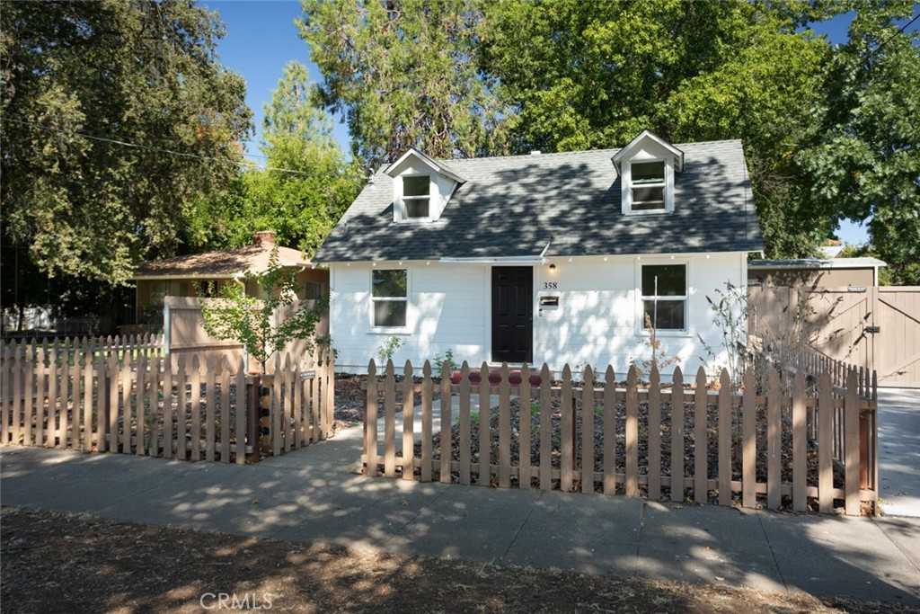 photo 2: 358 E 12th Street, Chico CA 95928