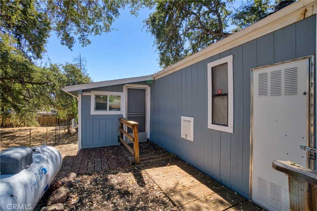 photo 3: 14659 Pearl Avenue, Clearlake CA 95422