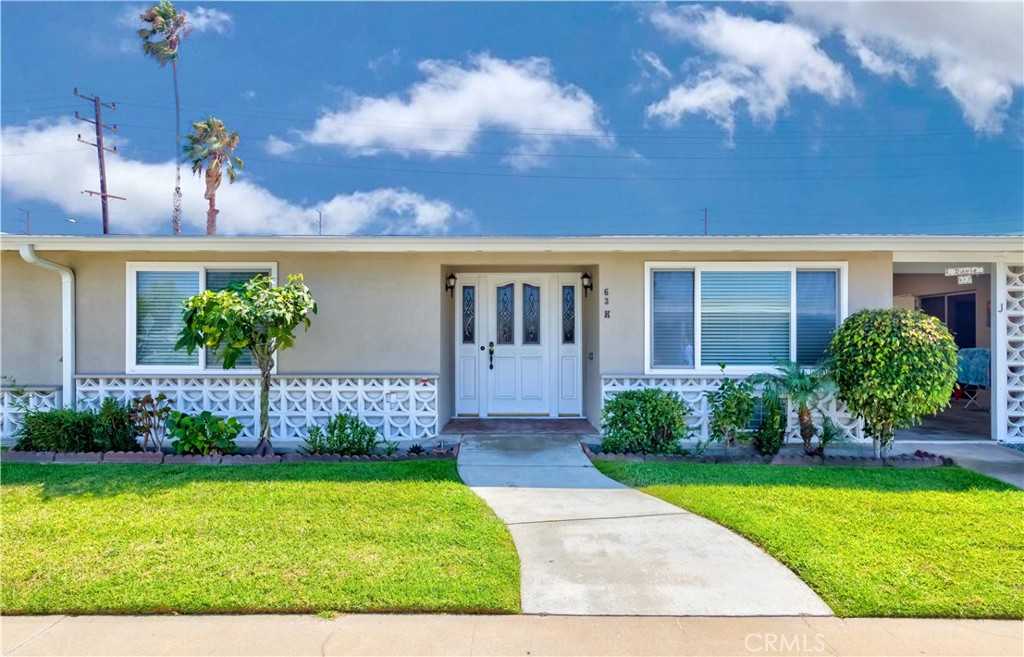 photo 1: 14221 EL DORADO Drive, Seal Beach CA 90740