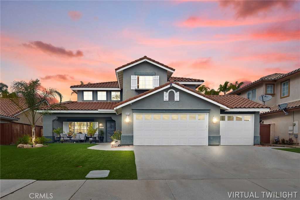 photo 1: 40029 Coliseum Way, Murrieta CA 92562