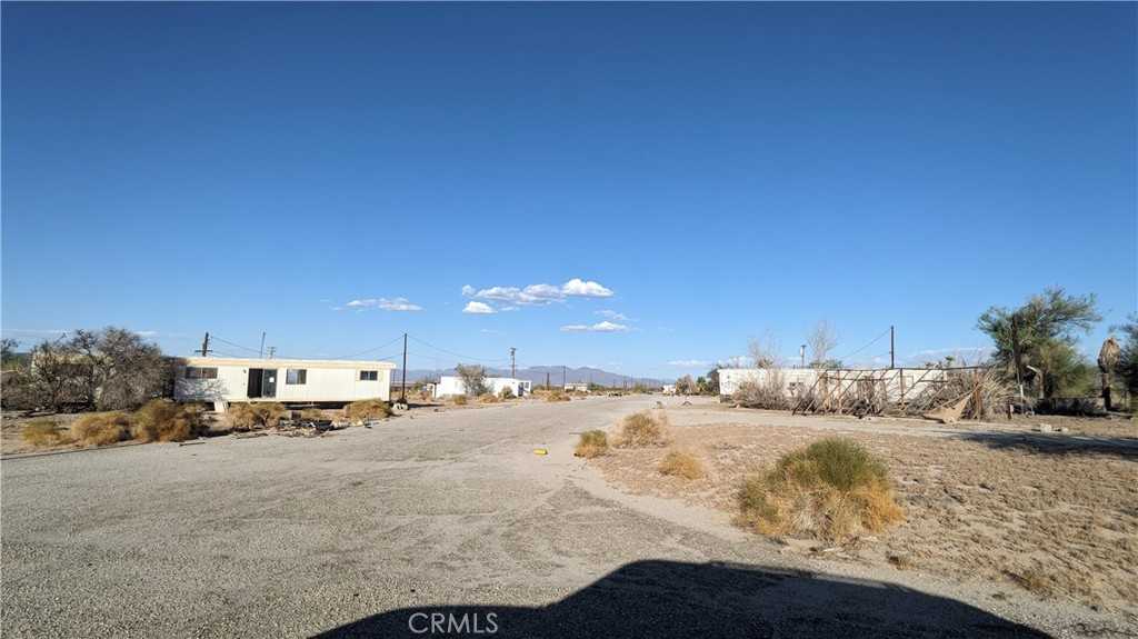 photo 3: 43700 Ragsdale Road, Desert Center CA 92239