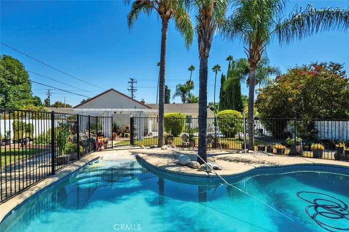 photo 2: 1021 S Lark Ellen Avenue, West Covina CA 91791